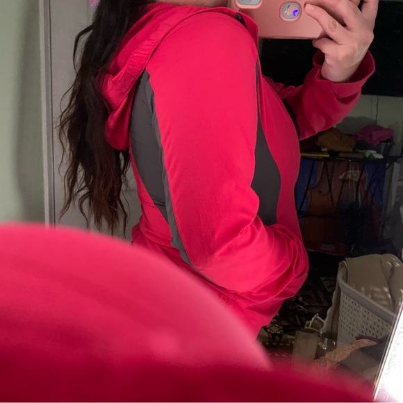 Pink and Grey Columbia Winbreaker / jacket - Picture 9 of 9